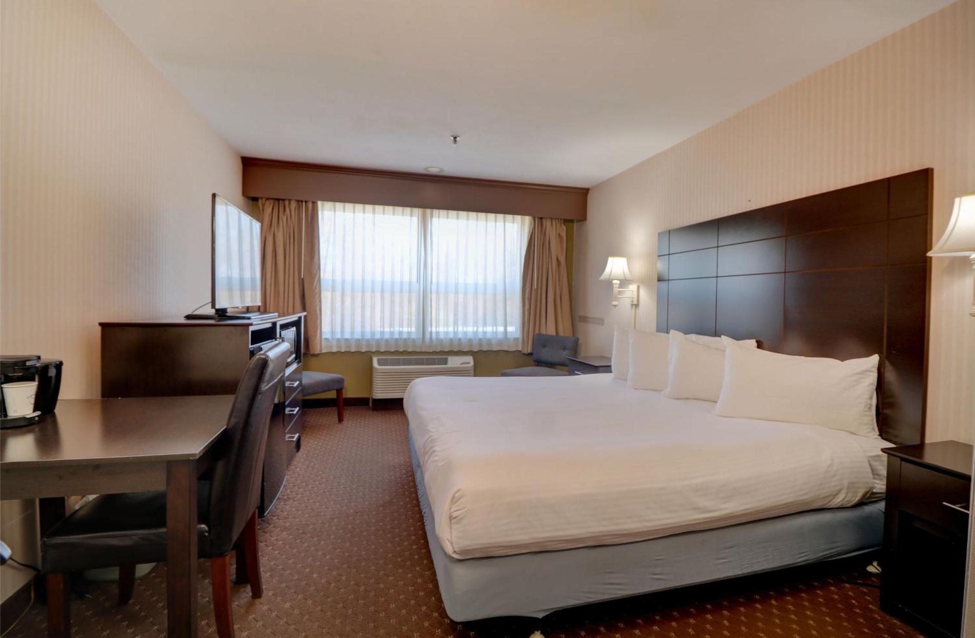 Anchorage Inn And Suites Portsmouth Eksteriør billede