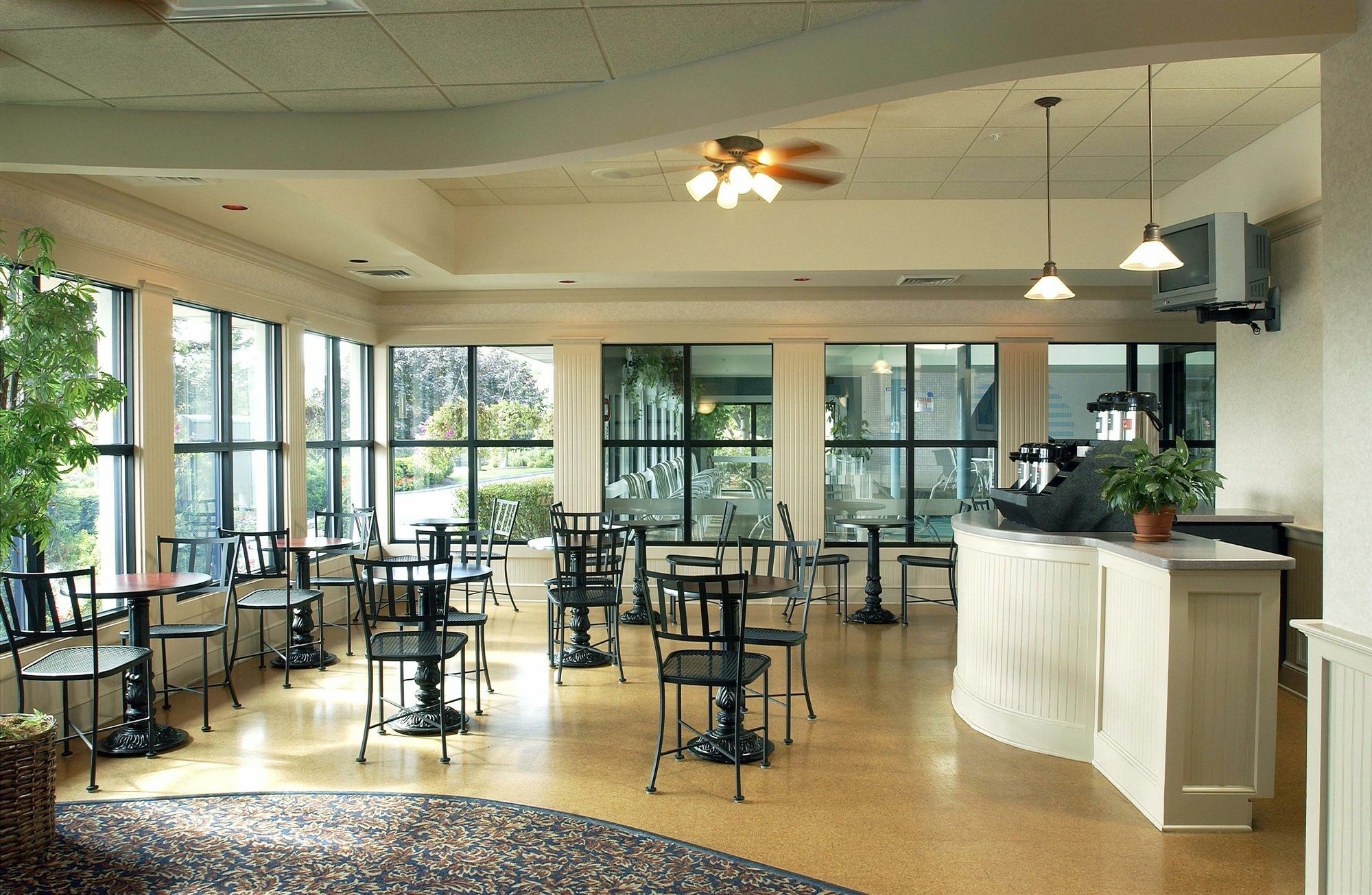 Anchorage Inn And Suites Portsmouth Restaurant billede