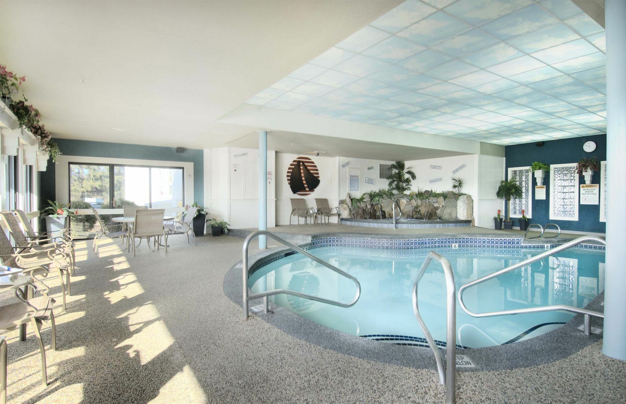 Anchorage Inn And Suites Portsmouth Eksteriør billede